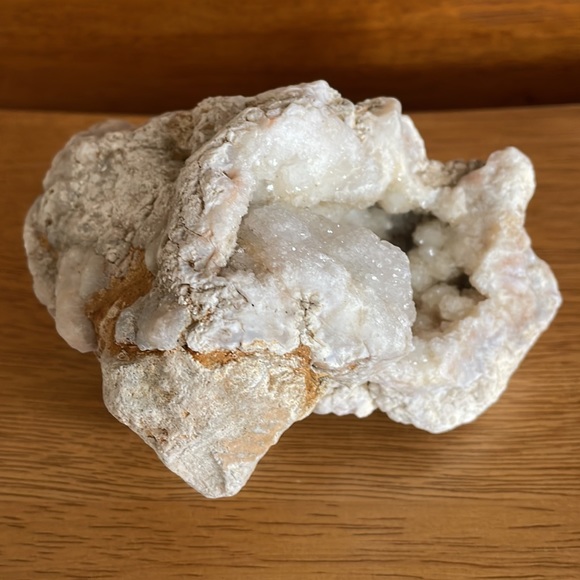 5” White Crystal Geode Spirit Quartz Cluster Chalcedony - Picture 5 of 7